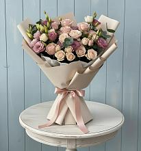 Букет цветов из:  Розы и Лизиантусы в Вейделевке