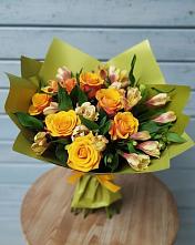 Букет цветов из:  Альстромерии и Розы в Вейделевке