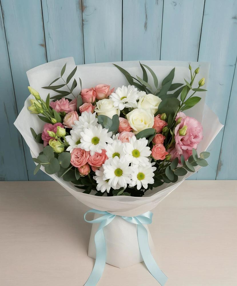 Букет цветов из: Розы, Лизиантусы и Хризантемы в Вейделевке