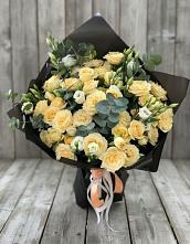 Букет цветов из:  Розы и Лизиантусы в Вейделевке