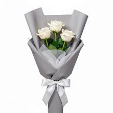 Букет 3 белые розы в Вейделевке