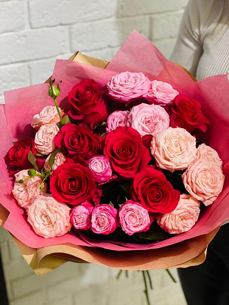 Букет цветов из: Розы в Вейделевке