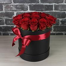 Цветочная композиция из Розы в шляпной коробке #REPLACE_PRED# Вейделевке