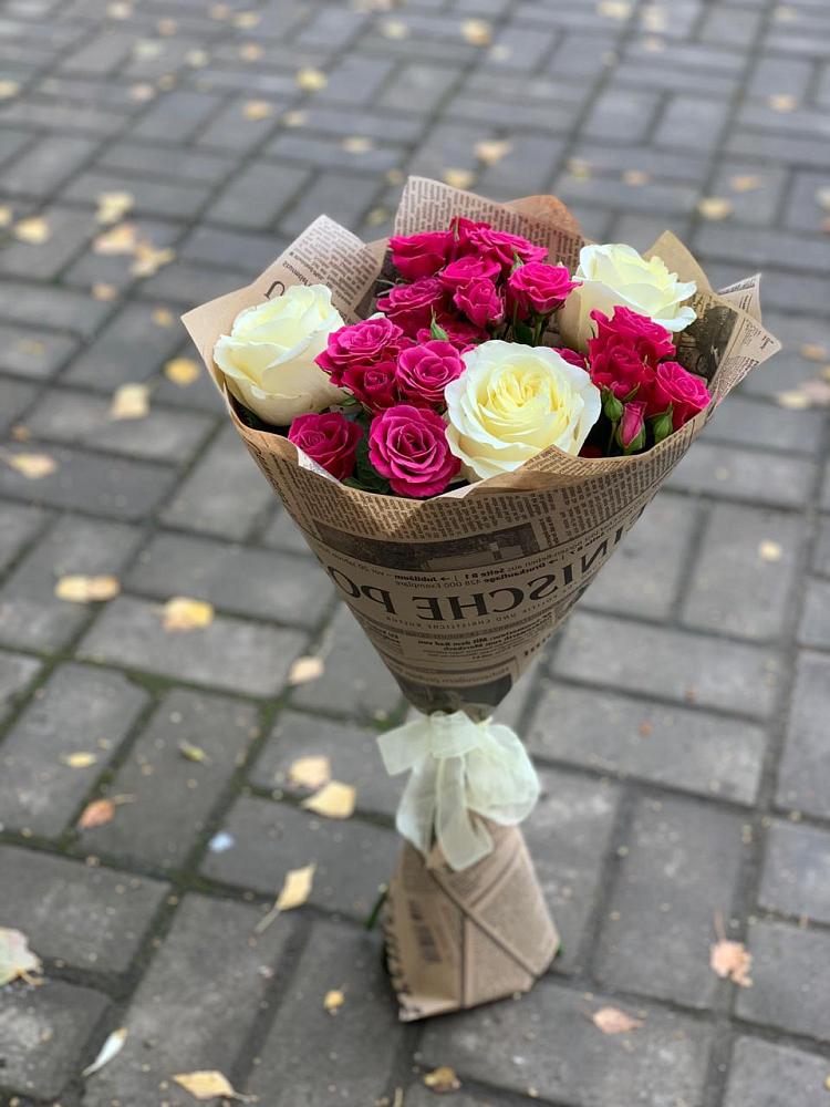 Букет цветов из: Розы в Вейделевке